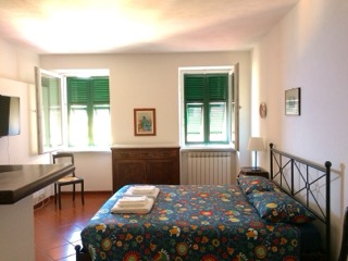 Starfish studio, sea view over Manarola — CasEstate